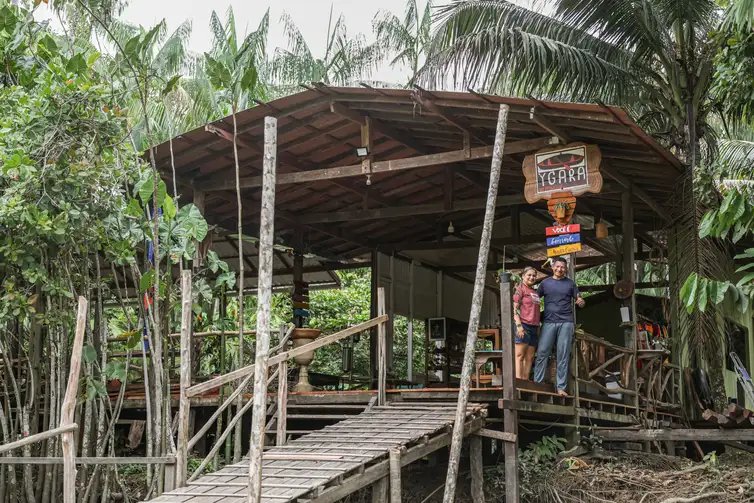 Belém (PA), 09/10/2025 - O Ygara Artesanal, na Ilha do Combú, apresenta as vivências da floresta aos turistas e movimenta a economia da comunidade com cosméticos, artesanato e práticas sustentáveis. Foto: Marcelo Camargo/Agência Brasil
