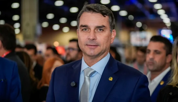 228a3960-flavio-bolsonaro-foto-divulgacao-flickr-flavio-bolsonaro