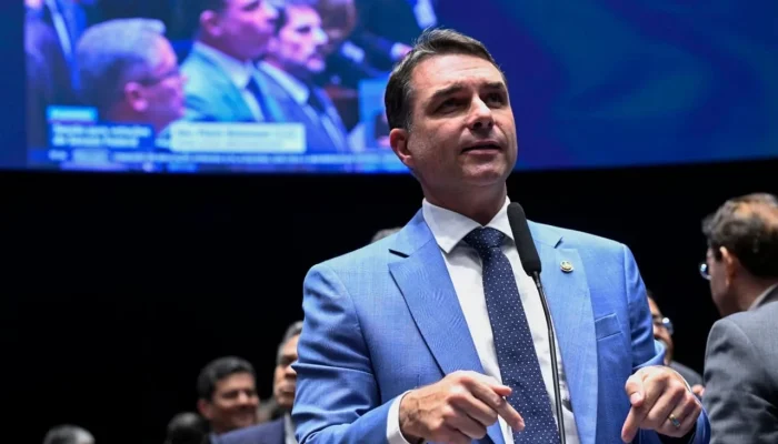 7b8c6966-flavio-bolsonaro-foto-carlos-moura-agencia-senado-1-1