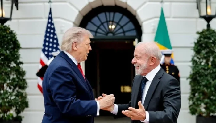 ac32fbbe-donald-trump-presidente-dos-estados-unidos-e-lula-presidente-do-brasil