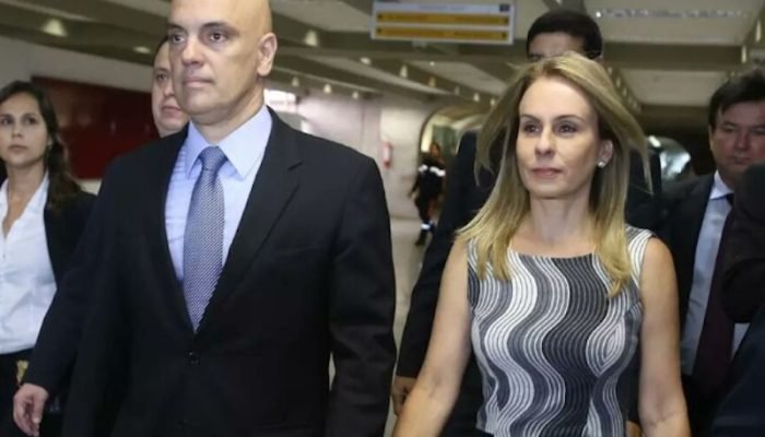 ba02af4b-min-alexandre-de-moraes-e-a-esposa-viviane-barci-de-moraes-by-redes-sociais